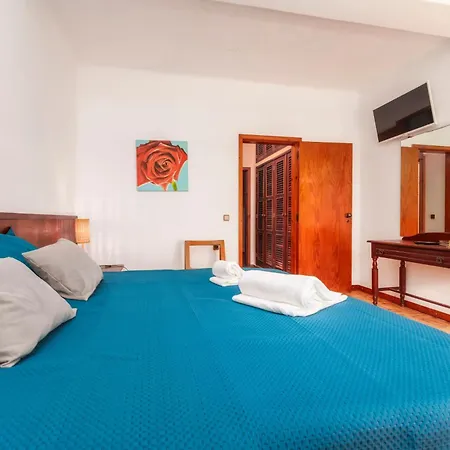 Alcantarilha, Piscina Jardim Prestige For *